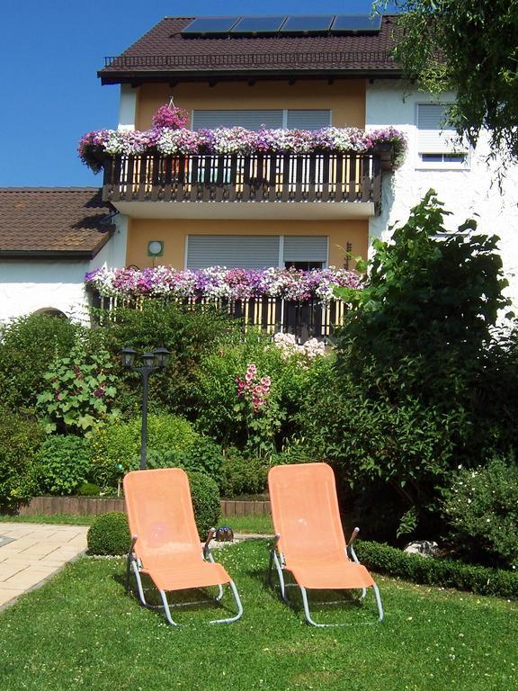 Haus Rossner Apartment Nemmersdorf ภายนอก รูปภาพ